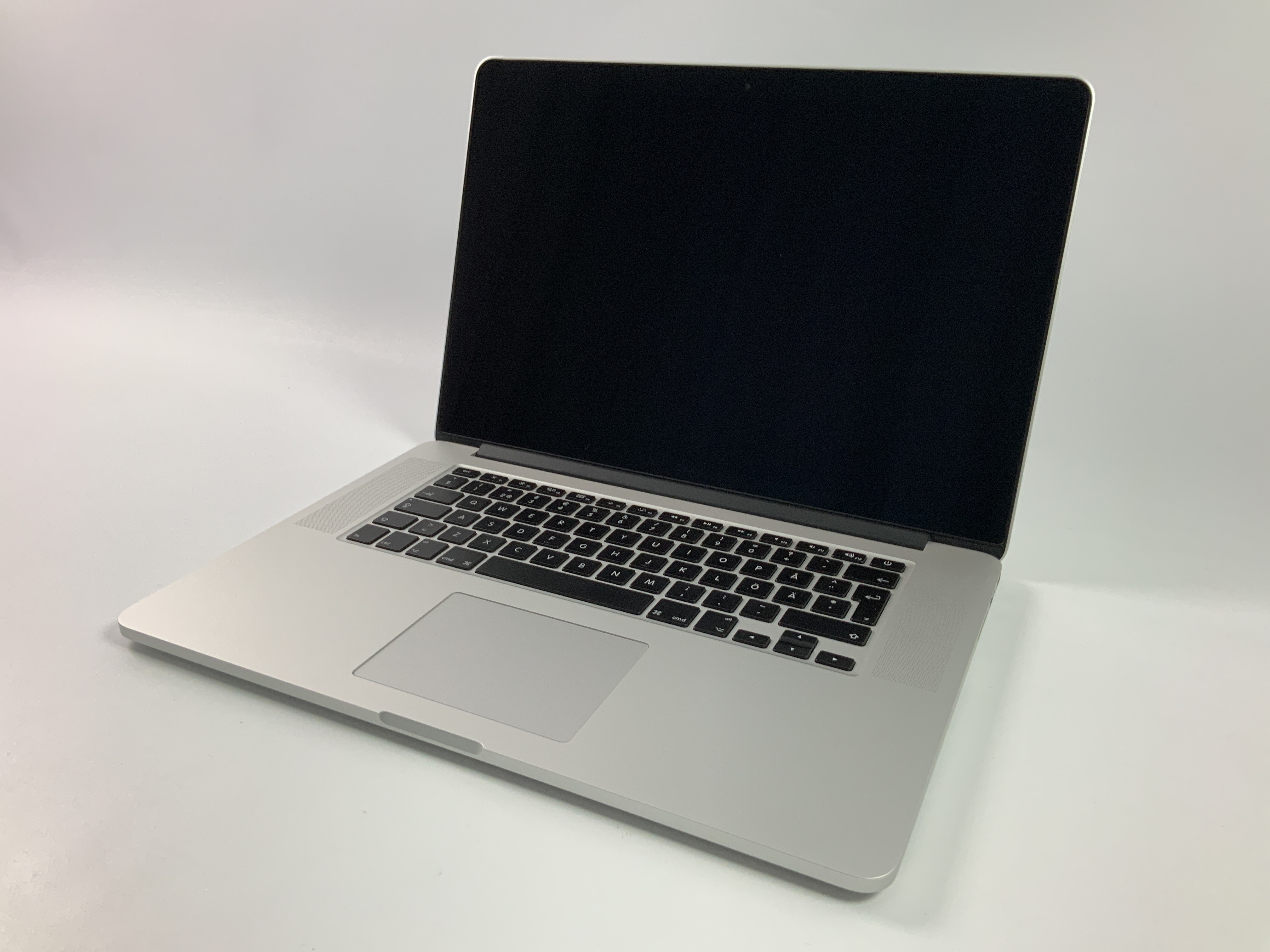 MacBook Pro Retina 15" Mid 2015 (Intel Quad-Core i7 2.2 GHz 16 GB RAM 256 GB SSD), Intel Quad-Core i7 2.2 GHz, 16 GB RAM, 256 GB SSD, bild 1